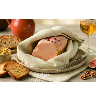 Foie Gras de canard entier cuit au torchon dans sa gelée au Sauternes du Château de Rayne Vigneau
