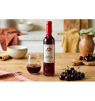 Apéritif à la cerise noire