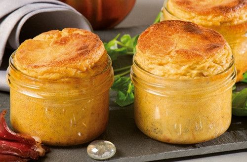 Soufflé au confit de canard (30% de foie gras)