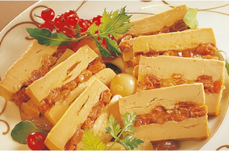 Marquise de bloc de foie gras aux raisins et au Sauternes Marquise de bloc de foie gras aux raisins et au Sauternes